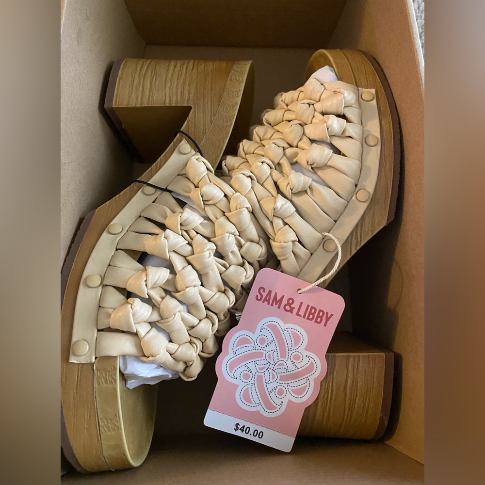 Sam & Libby Women's Carina  Knotted Wooden Mule   Sandal 👡